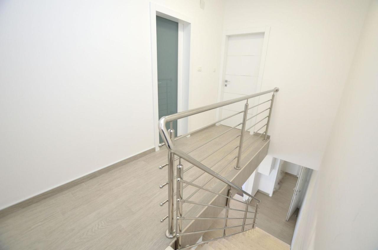 Apartments Villa Sofia Martinšćica Exterior foto